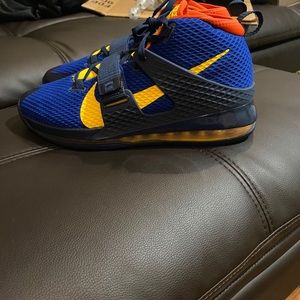 Nike Air Force Max II MENS